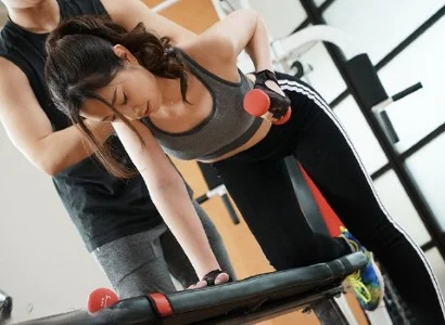 Anh PT số hưởng và người phụ nữ thiếu thốn tình dục phang nhau